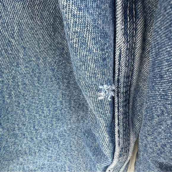 Vintage Carhartt Denim Bib Overalls Thrashed Destroyed Work Grunge 38x27 READ - Picture 13 of 16